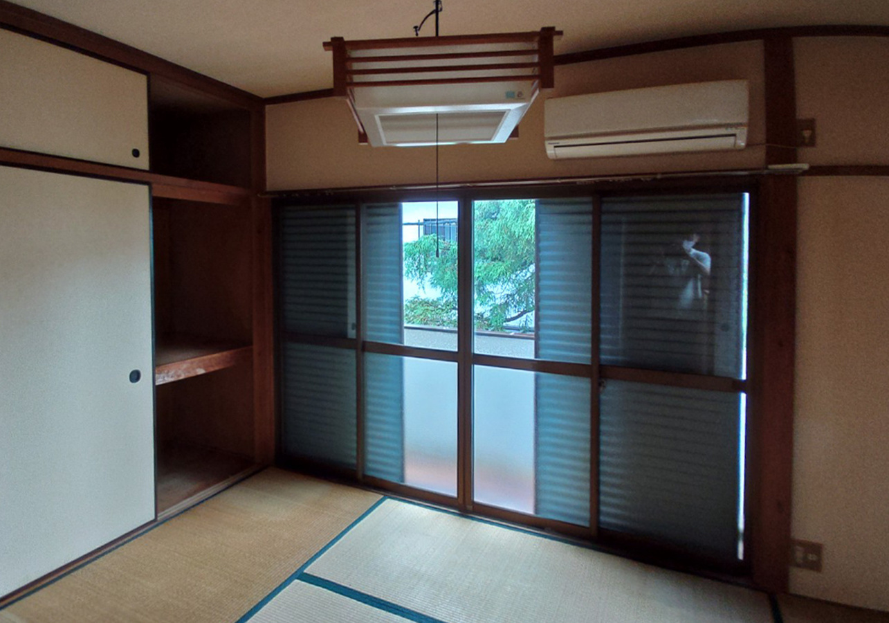 ビフォー2F個室1