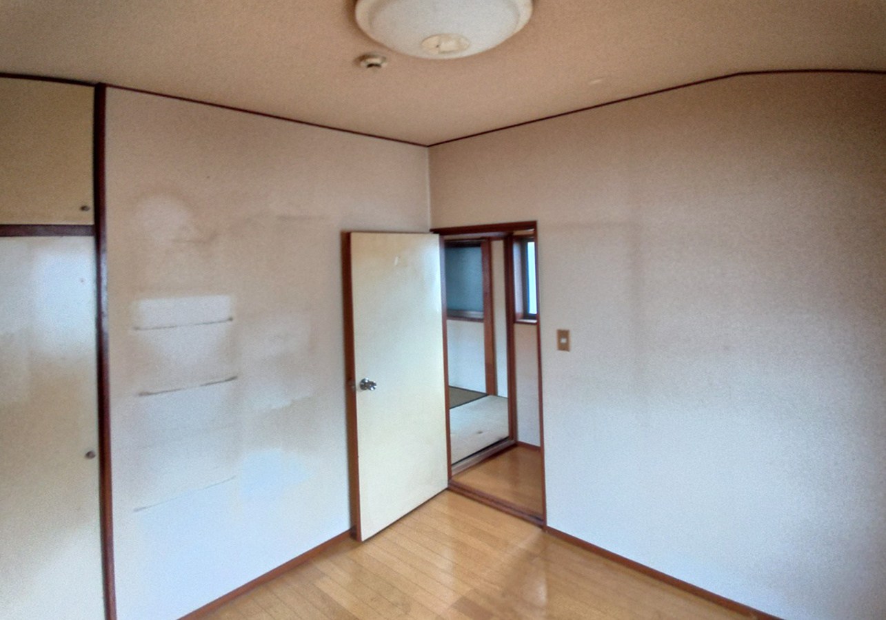 ビフォー2F個室2