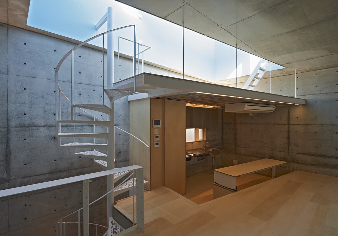 キッチンと3階客室