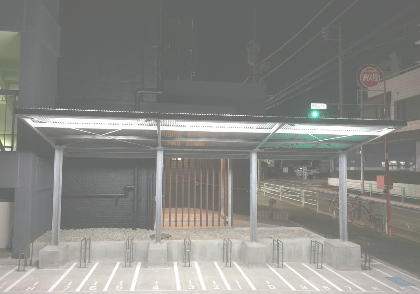 駐輪場正面