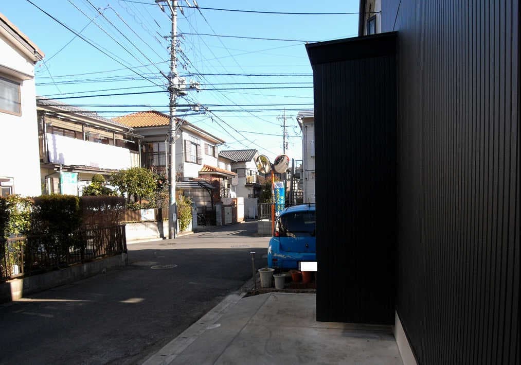 片持ちエントランスポーチ