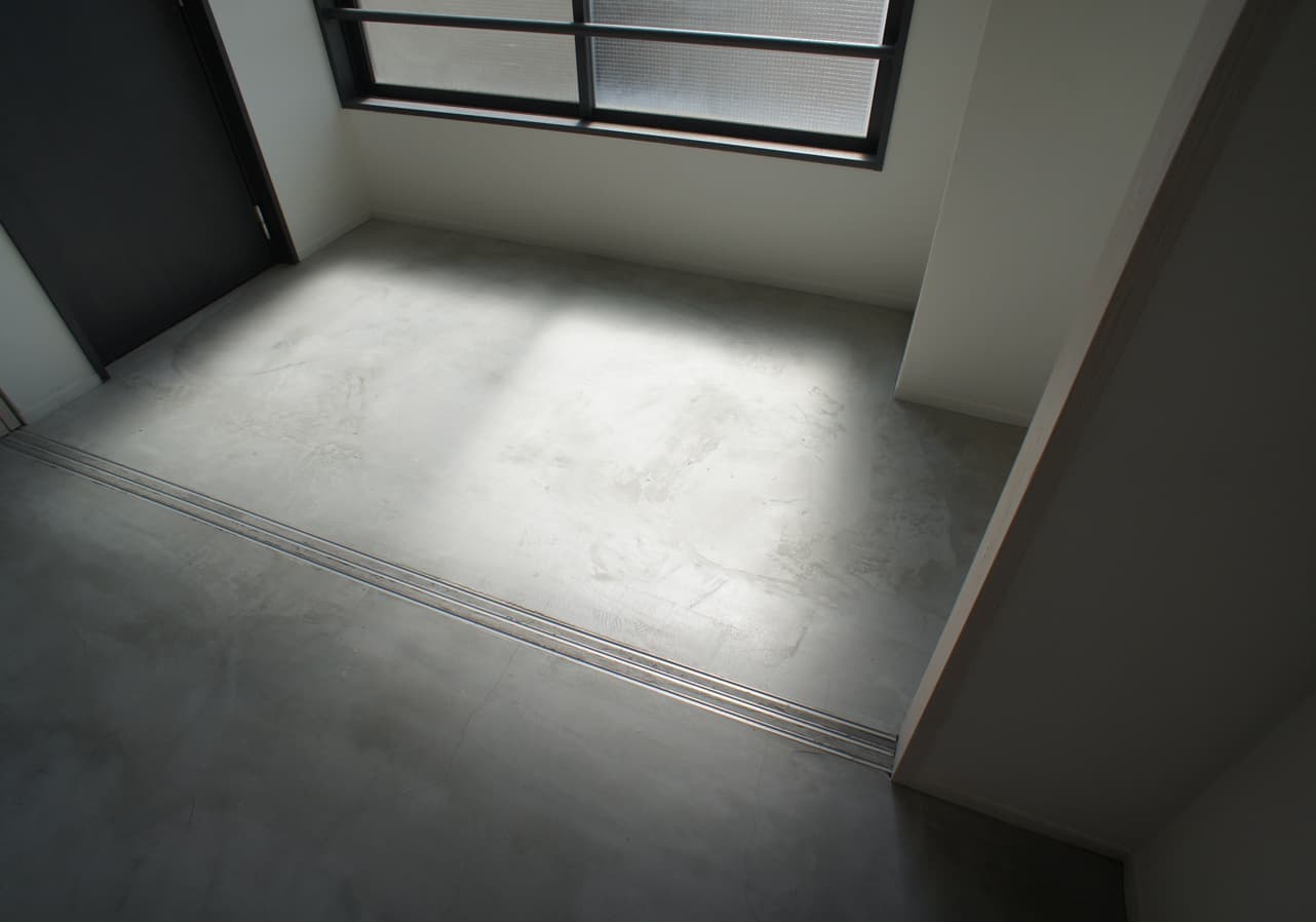 床は土間仕上げ