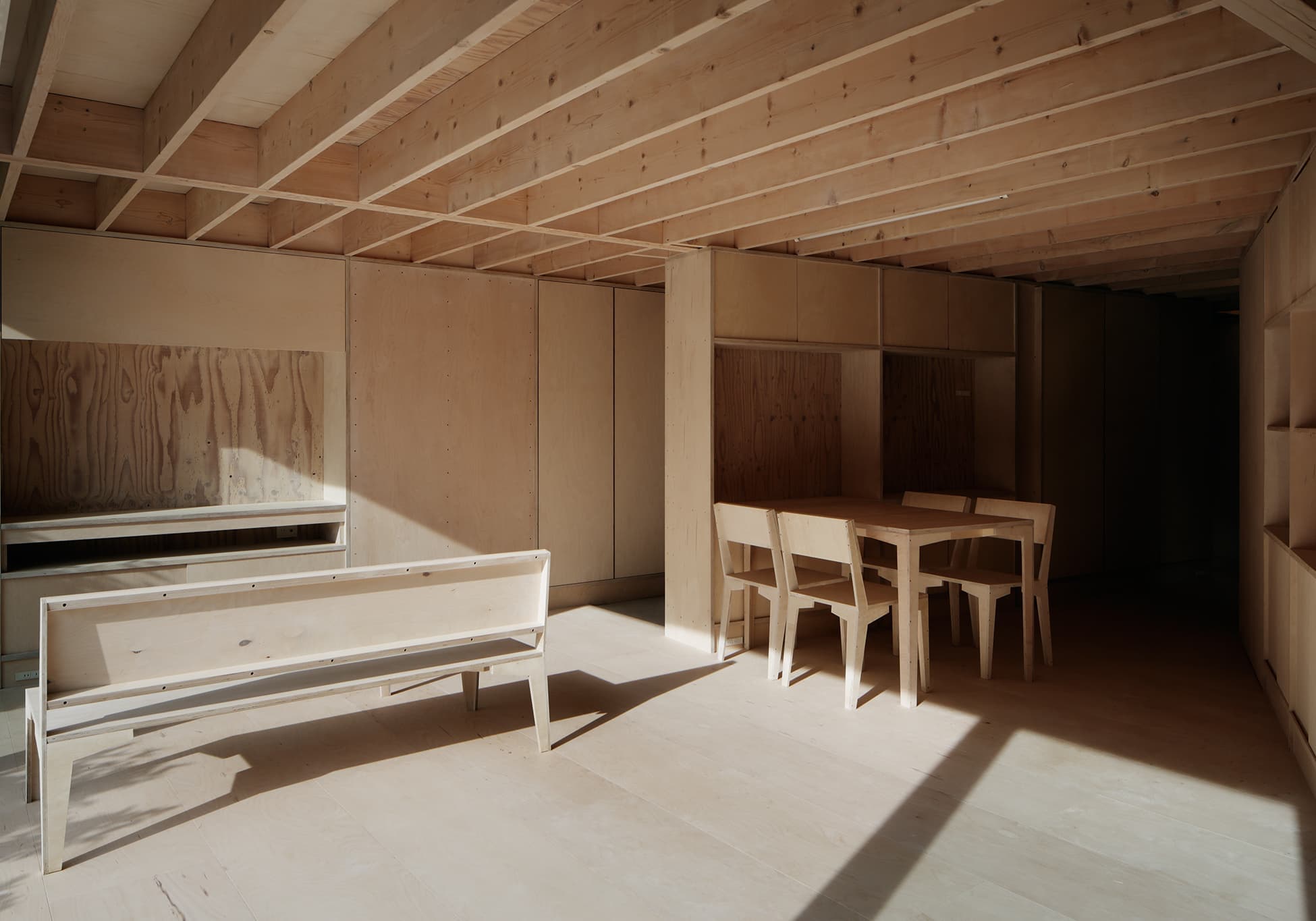 建築構造兼家具-タテカグ