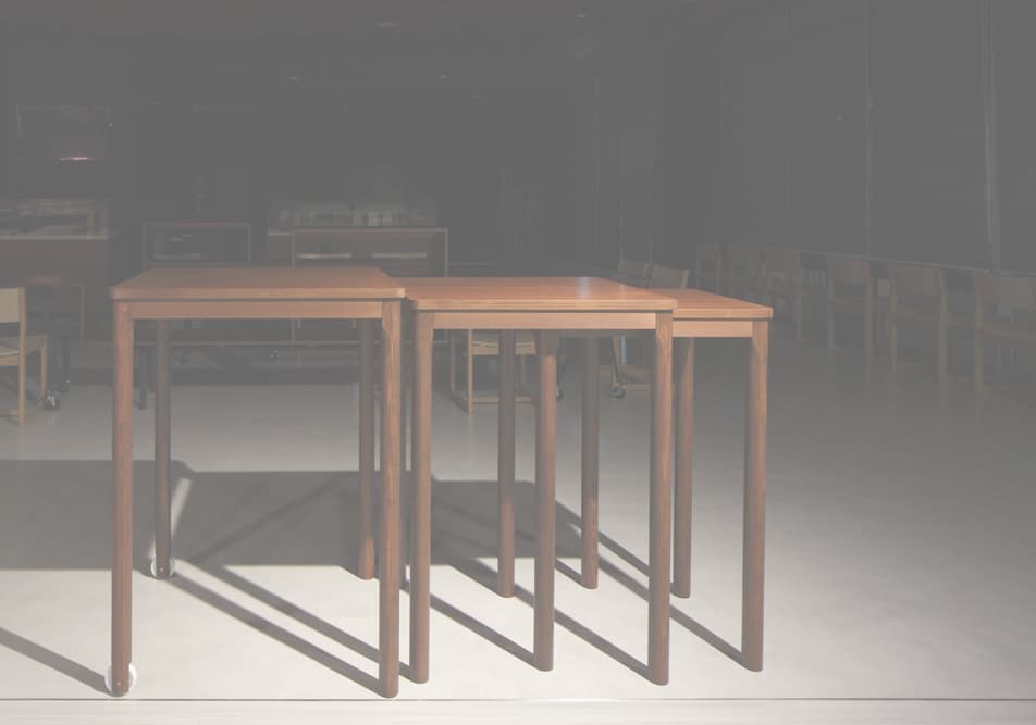 スタッキングテーブル